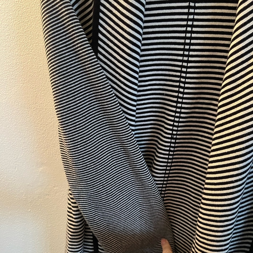 Talbots Black and White Striped Cardigan - Picture 2 of 6